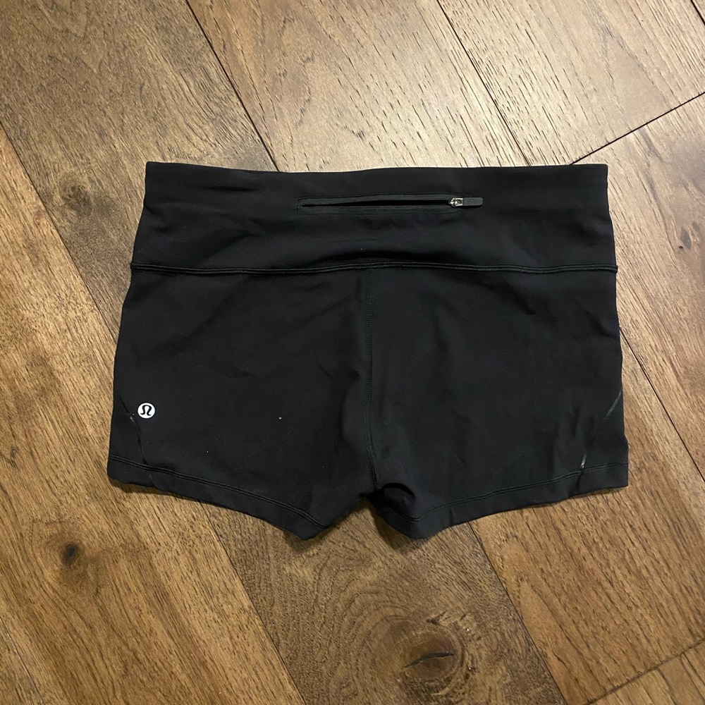 Lululemon black shorts